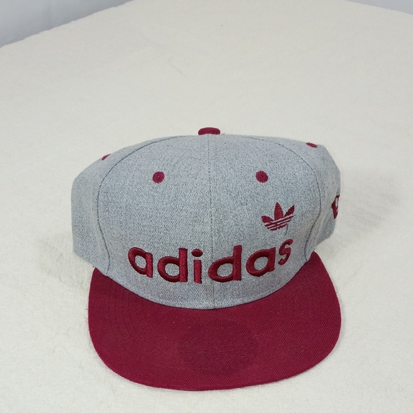 Adidas Gray and Maroon Cap - Picture 1 of 7
